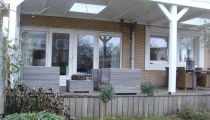 40.eiken houten overkapping met dakpanplaten