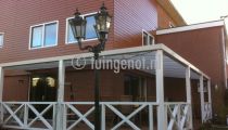 Meranti houten veranda van Tuingenot voor een strak schilderwerk